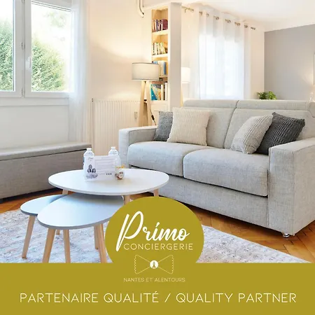 Les Capucines - Appt Proche Talensac Avec Parking Apartment *