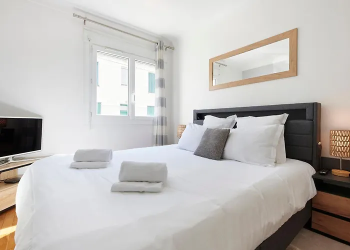 Apartment Les Capucines - Appt Proche Talensac Avec Parking *