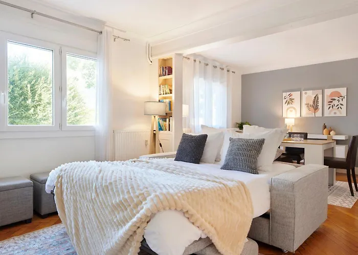 Les Capucines - Appt Proche Talensac Avec Parking Apartamento Nantes