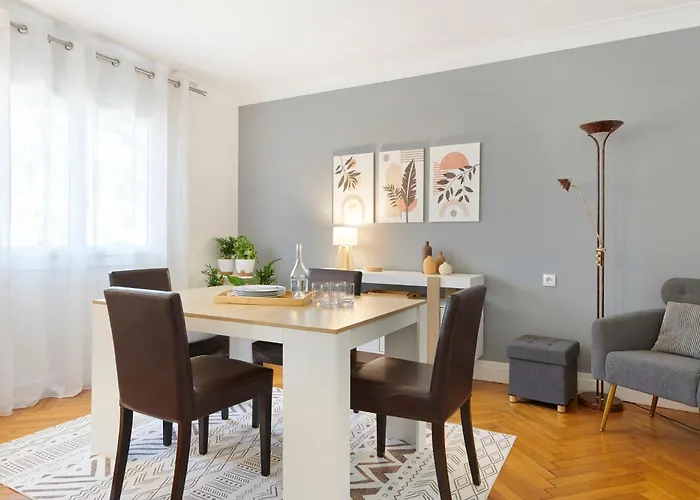 Apartamento Les Capucines - Appt Proche Talensac Avec Parking