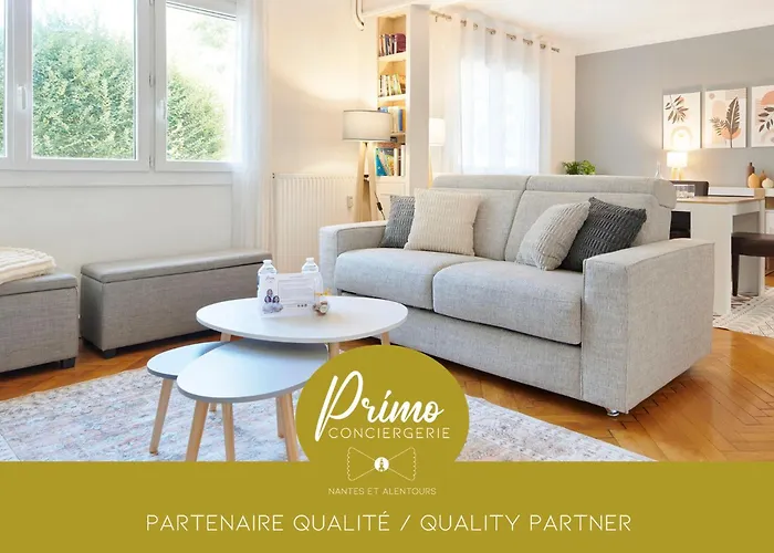Les Capucines - Appt Proche Talensac Avec Parking Apartamento *