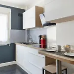 Les Capucines - Appt Proche Talensac Avec Parking Appartamento