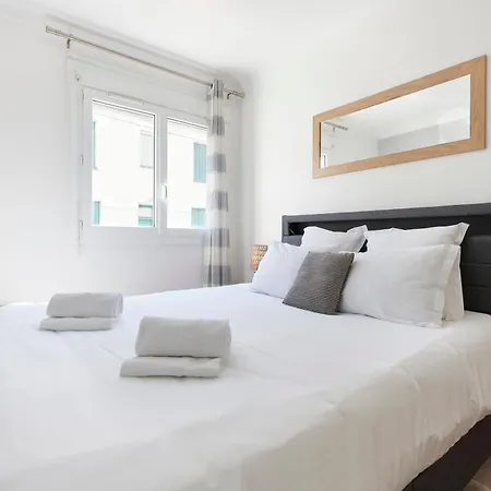 Appartement Les Capucines - Appt Proche Talensac Avec Parking *