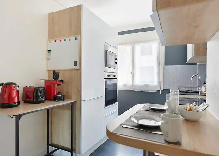 Appartement Les Capucines - Appt Proche Talensac Avec Parking *